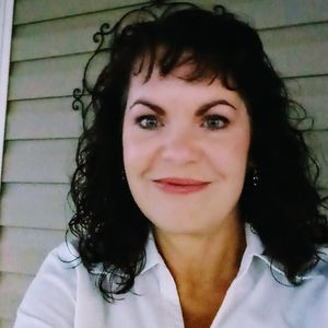 Meet your Posher, Joyce